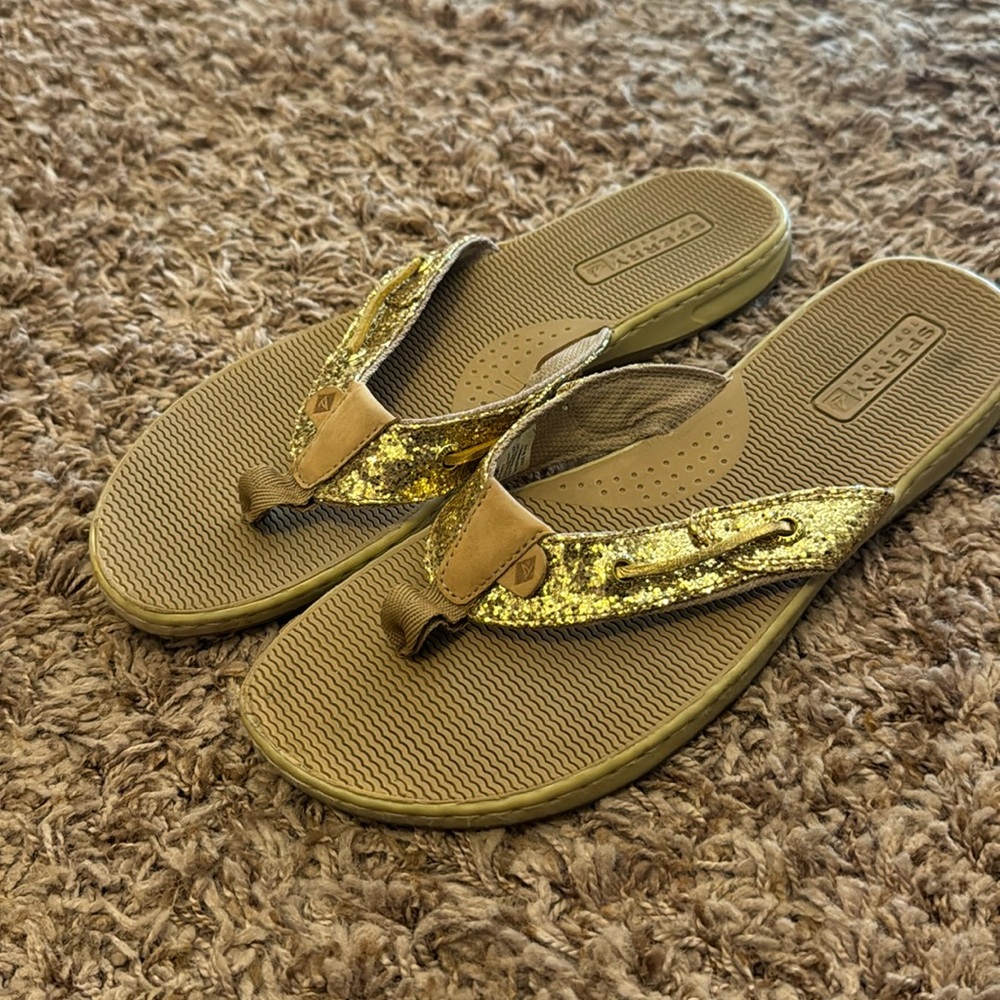 Sperry gold flip flops